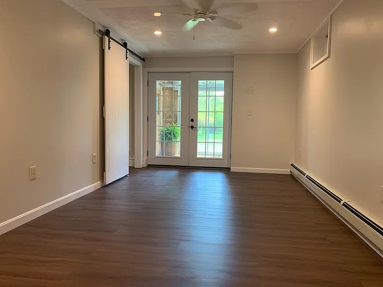 14 James Foster Rd #B — Photo 4