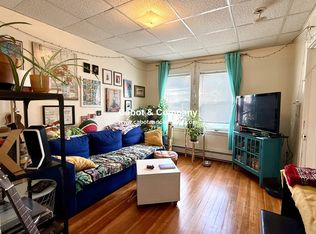 14 Craigie St APT 3, Somerville, MA 02143