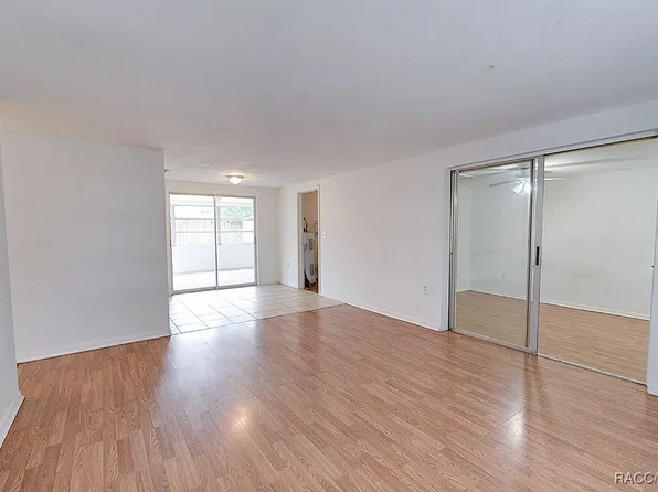 11 Oak Knoll St, Beverly Hills, FL 34465