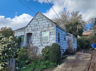 3022 S Holden St, Seattle, WA 98108