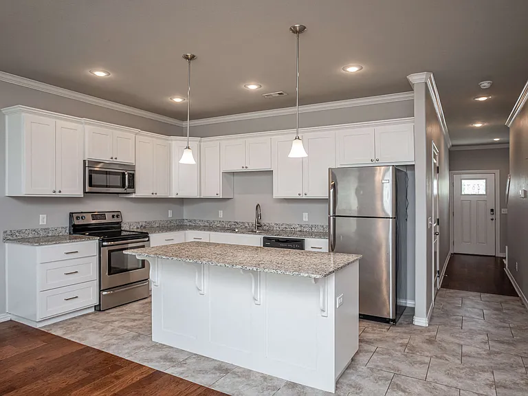 Towne Park Apartments — Photo 11
