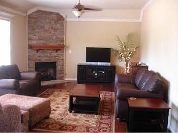 4th image of 3556 W Earnhardt Dr