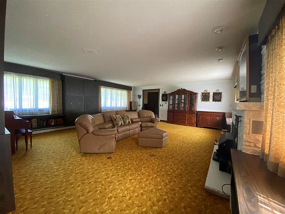 2nd image of 3120 Old Kawkawlin Rd