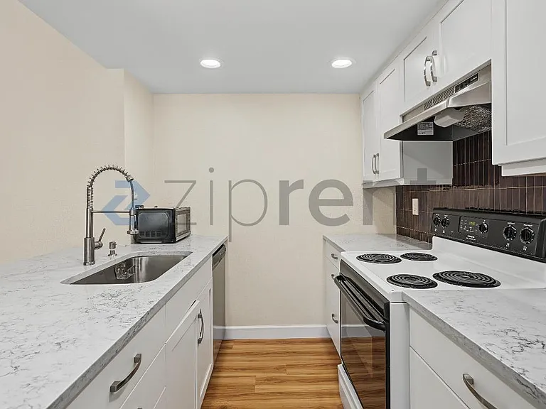 90 Galen St — Photo 11