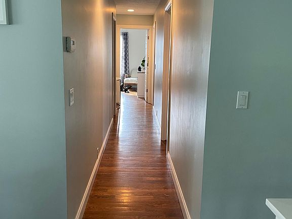 5th image of 2642 S Dearborn St