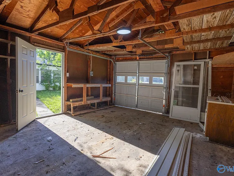 1220 Kathy Ln SW — Photo 18