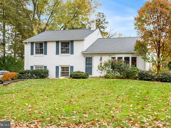 116 Cameron Dr, Wallingford, PA 19086