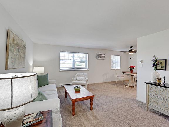 5th image of 100 Upland Ave #4-C09