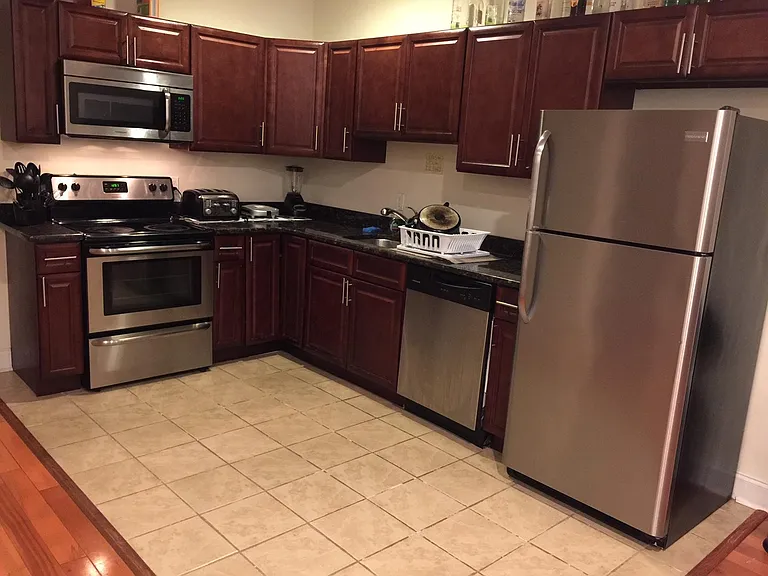 3806 Spring Garden St #1 — Photo 3