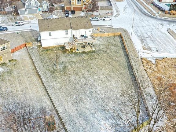 3rd image of 1801 NW 75th St