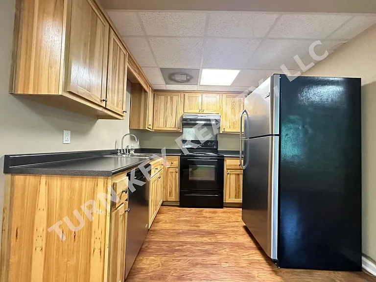 110 Clay Dr — Photo 10