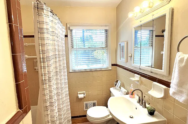 2158A Lower Roswell Rd — Photo 23