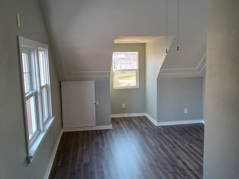 1705 Bainbridge St — Photo 10