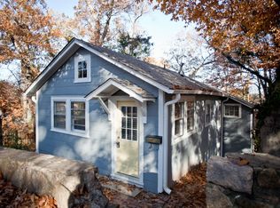 17 Cobb Ter, Chapel Hill, NC 27514