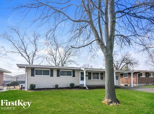 8 Queen Ann Dr, Hazelwood, MO 63042