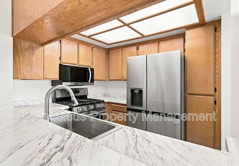 787 Brookstone Rd #301 — Photo 4
