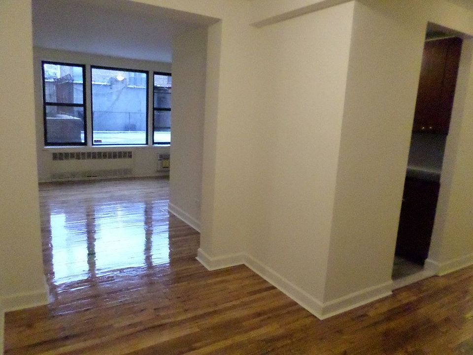 1st image of 3515 Leverich St APT 107