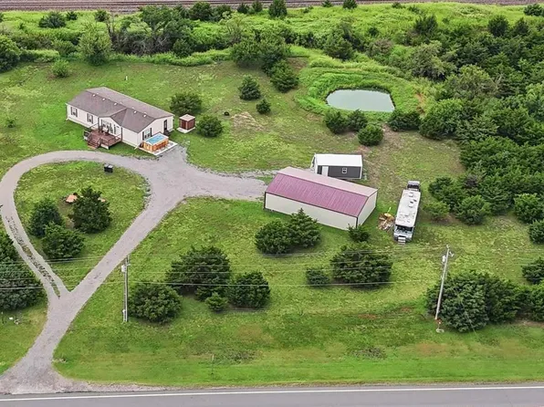 195 E 15th St S, Wellington, KS 67152