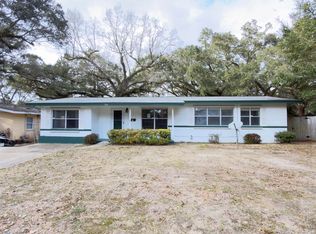 910 Springbrook Ave, Pensacola, FL 32505