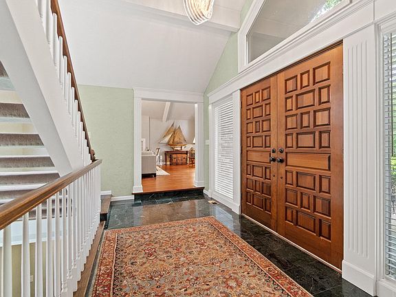 5th image of 17022 Shandwick Ln