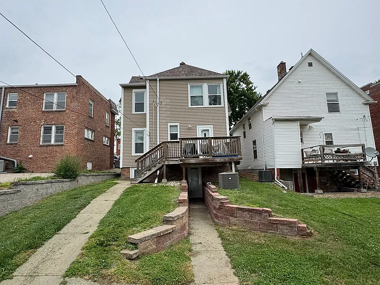 3515 Dewey Ave — Photo 2