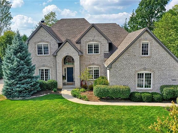 2nd image of 10242 Bent Creek Ct