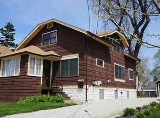 543 S 5th Ave, Des Plaines, IL 60016