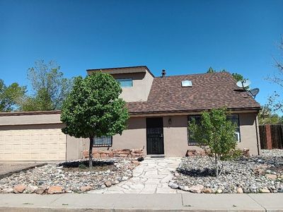 1094 Sunshine Way, Santa Fe, NM, 87507