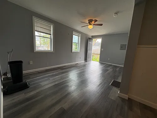 83-83A E Main St #1R Photo 1