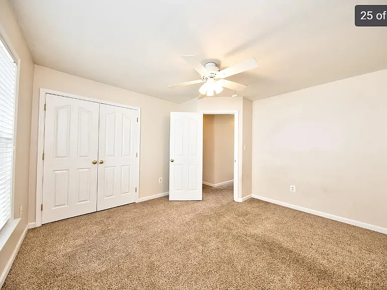 1017 W Viking Ct — Photo 2