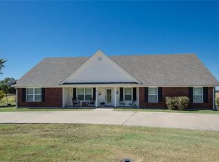 702 Shoreline Rd, Kerens, TX 75144