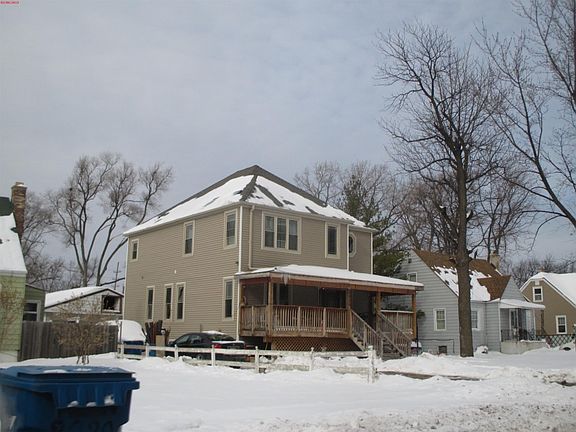 3rd image of 2026 N Hawthorne Ave