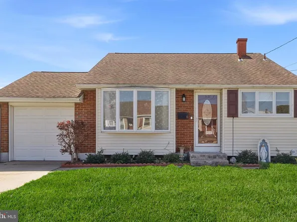 8 Falmouth Rd, Hamilton, NJ 08620