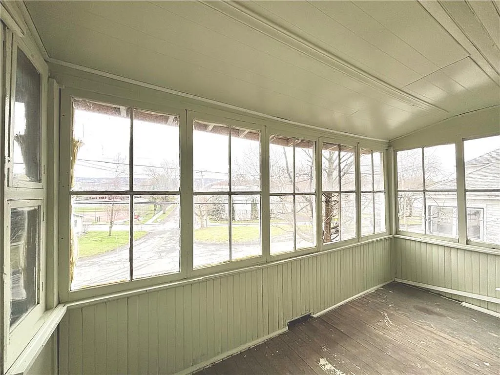 2 bed, 2.0 bath, 850 sqft, $1,995 — Photo 3