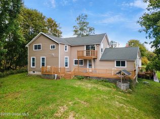 132 Highbridge Rd, West Coxsackie, NY 12192