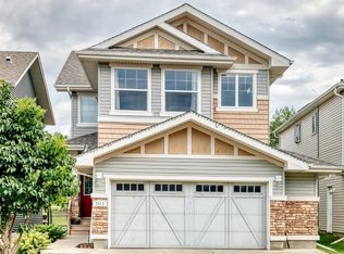 2015 Chalmers Way SW, Edmonton, AB T6W2G1