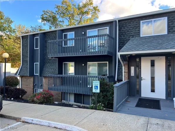 6215 Hidden Creek Dr Unit 116, Lorain, OH 44053