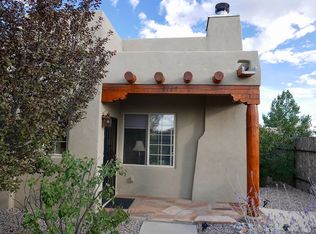 4160 New Moon Cir, Santa Fe, NM 87507