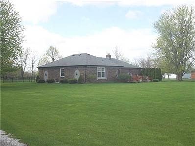 Exterior Front. Side View