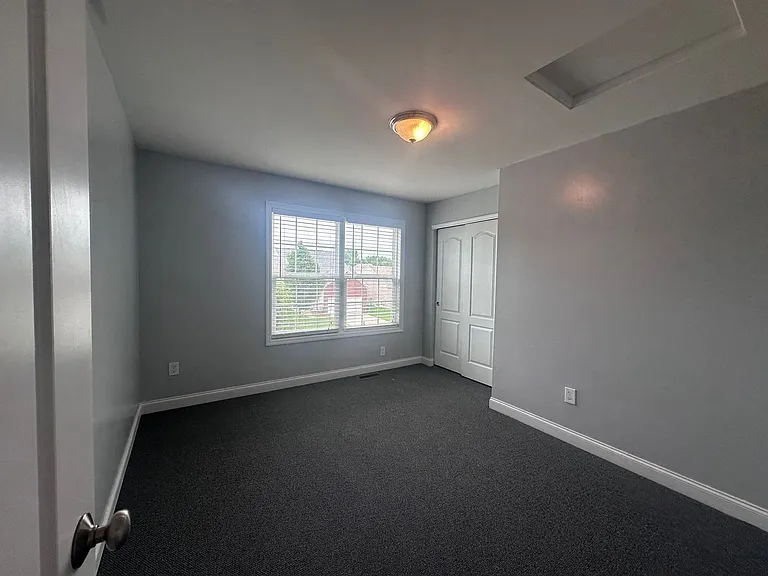 5519 Bannon Crossings Dr — Photo 28