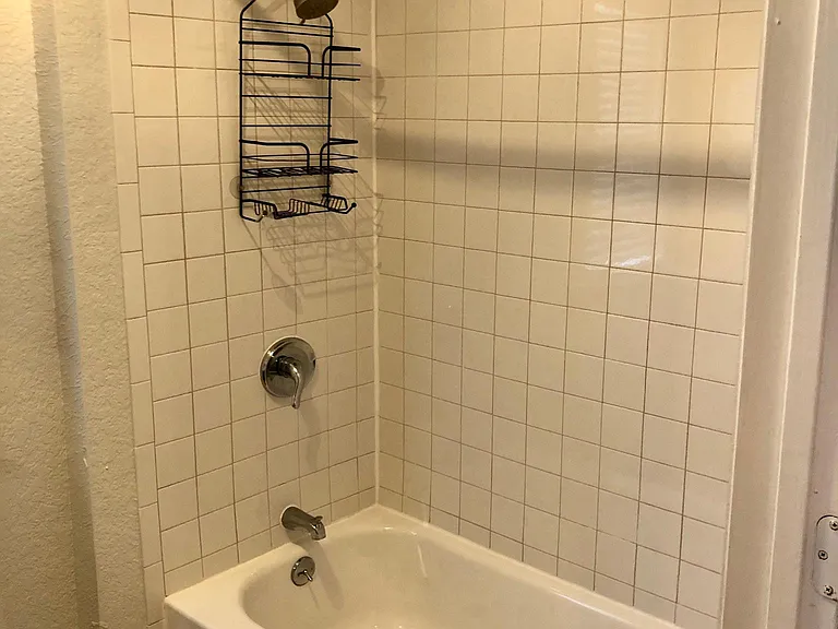 757 Johnson Ave — Photo 18