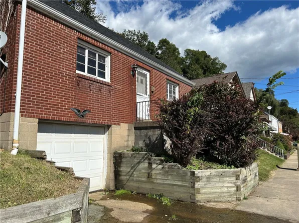 475 E 7th Ave, Tarentum, PA 15084