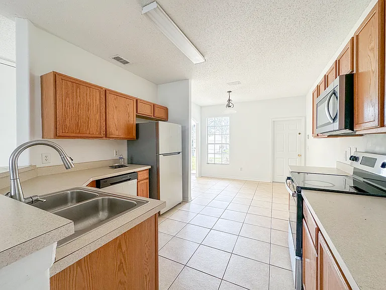 402 Sunset View Dr — Photo 7