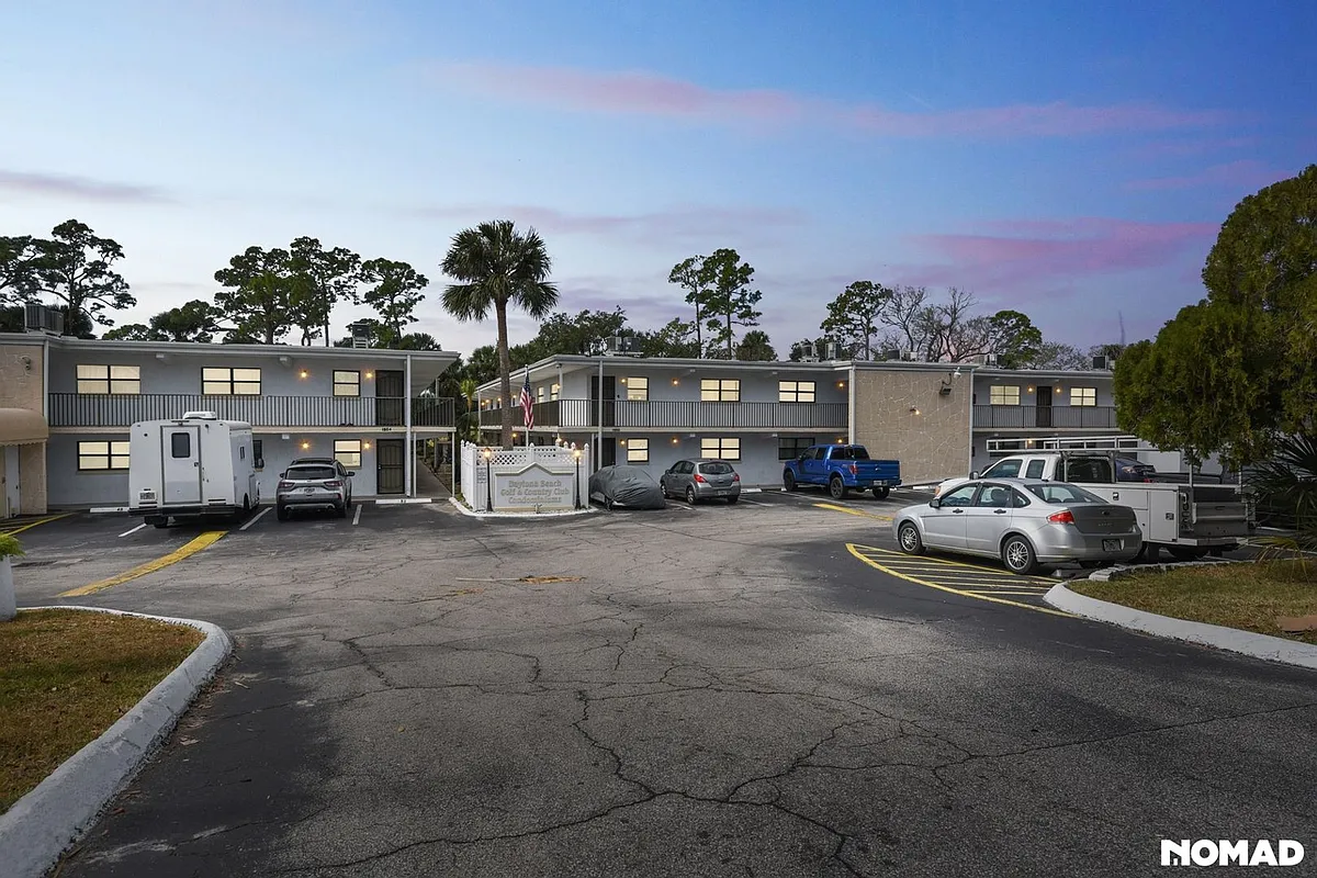 Building Photo - 1500 Virginia Ave #203