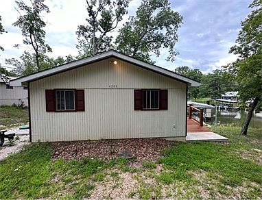 3rd image of 4208 Fox Hollow Ln