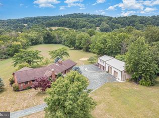 214 Maple Grove Rd, Hanover, PA 17331