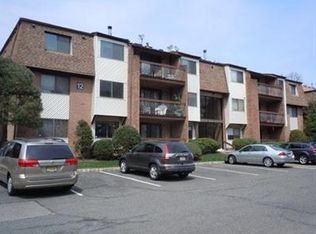 1208 Edison Glen Ter, Edison, NJ 08837