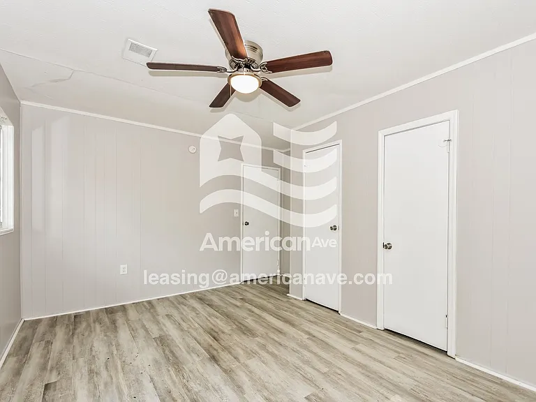 1738_007_main_bedroom_13934802.jpg