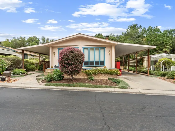 8975 Lawrence Welk Dr Spc 417, Escondido, CA 92026