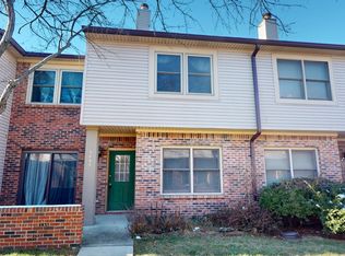 9464 Maple Way #27, Indianapolis, IN 46268